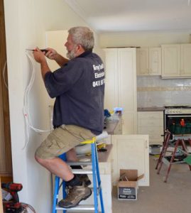 Greg Smith electrician in Bendigo for over 25 years Call 0418 507 709 today for all domestic Electrical work in Greater Bendigo